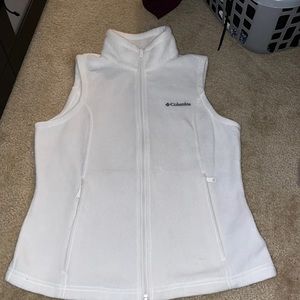 Columbia vest